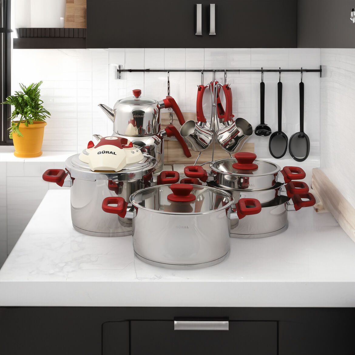 18 PARÇA ÇELİK TENCERE TAKIMI - KIRMIZI